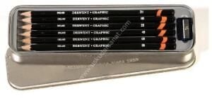 Derwent Graphıc 6 Karakalem Seti Teneke Kutu