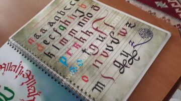 Kaligrafi Eğitim ve Pratik Defteri Hediyeli*