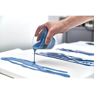 Liquitex Professional Pouring Medium Akrilik Dökme Medyumu 3.78 Litre